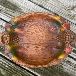 Faux wood resin tray featuring grapes and leaves. Late 50s-early 60s GVC